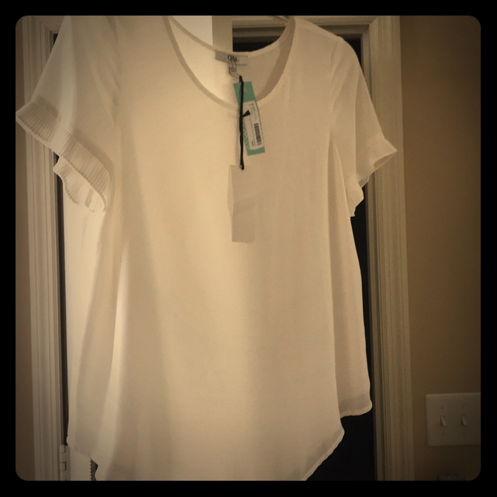 Q&A Makena Flutter Sleeve Blouse